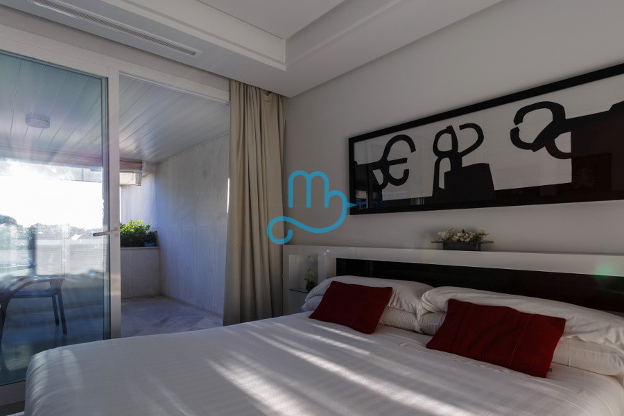 Deluxe Two-Bedroom Apartment with Side Sea View